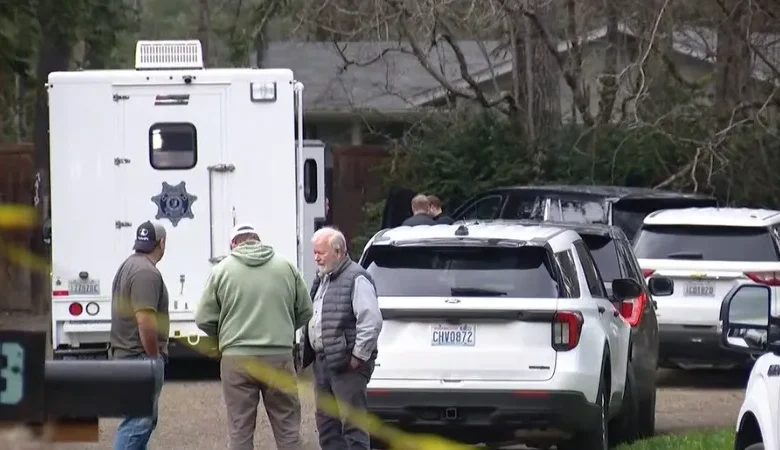 Pierce County Sheriff's vehicle responding to the Key Peninsula shooting in Vaughn.