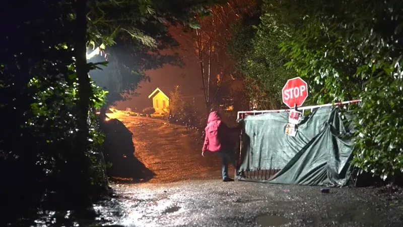 King County Sheriff's Office responding to the Maple Valley death investigation.