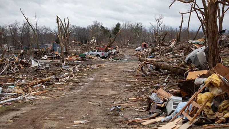 Extreme winds destroyed local businesses during the recent Michigan tornado outbreak.