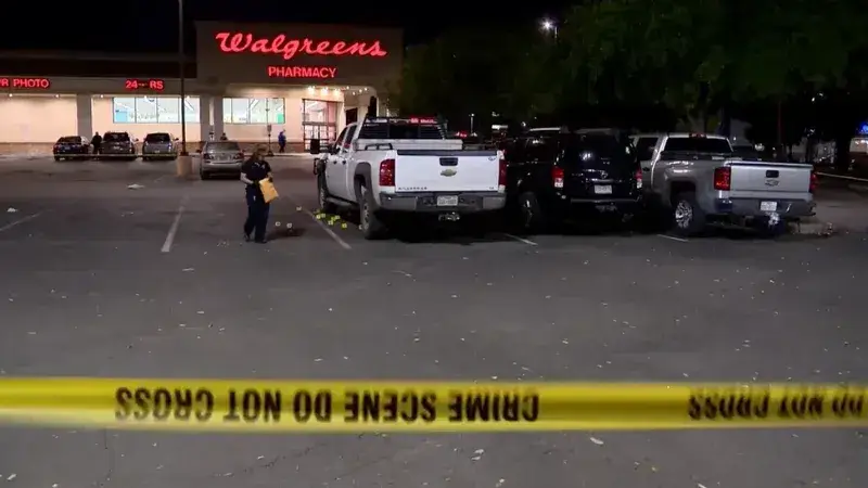 Police respond to shooting and crash involving multiple victims on San Antonio’s south side on March 29, 2026