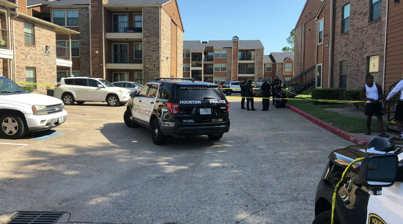 A 23-year-old man was fatally stabbed at a Houston apartment complex on Calhoun Road. Police are investigating and searching for leads.