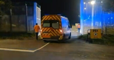 19 injured in minibus crash at Channel Tunnel terminal in France