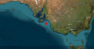 Magnitude 4.9 earthquake strikes off southern Australia; felt in Adelaide