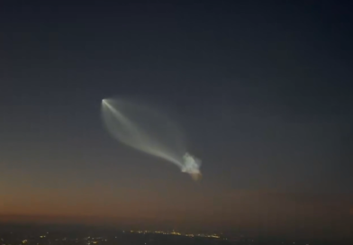 Space Jellyfish Florida: SpaceX rocket launch creates glowing sky display