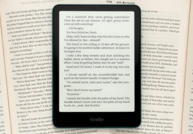 Amazon’s last-gen Kindle Paperwhite is 30 percent off