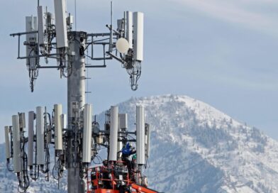 SpaceX’s mobile carrier push reportedly involves tapping into 80,000 cell sites