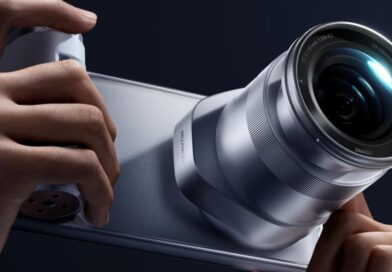 Huawei made a whole camera to attach to its latest phone